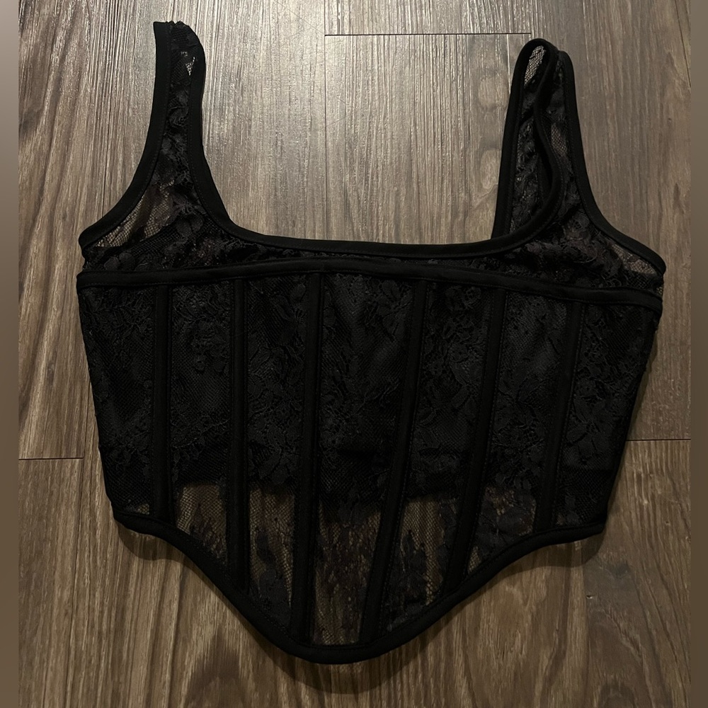 MESHKI Corset Lace Top